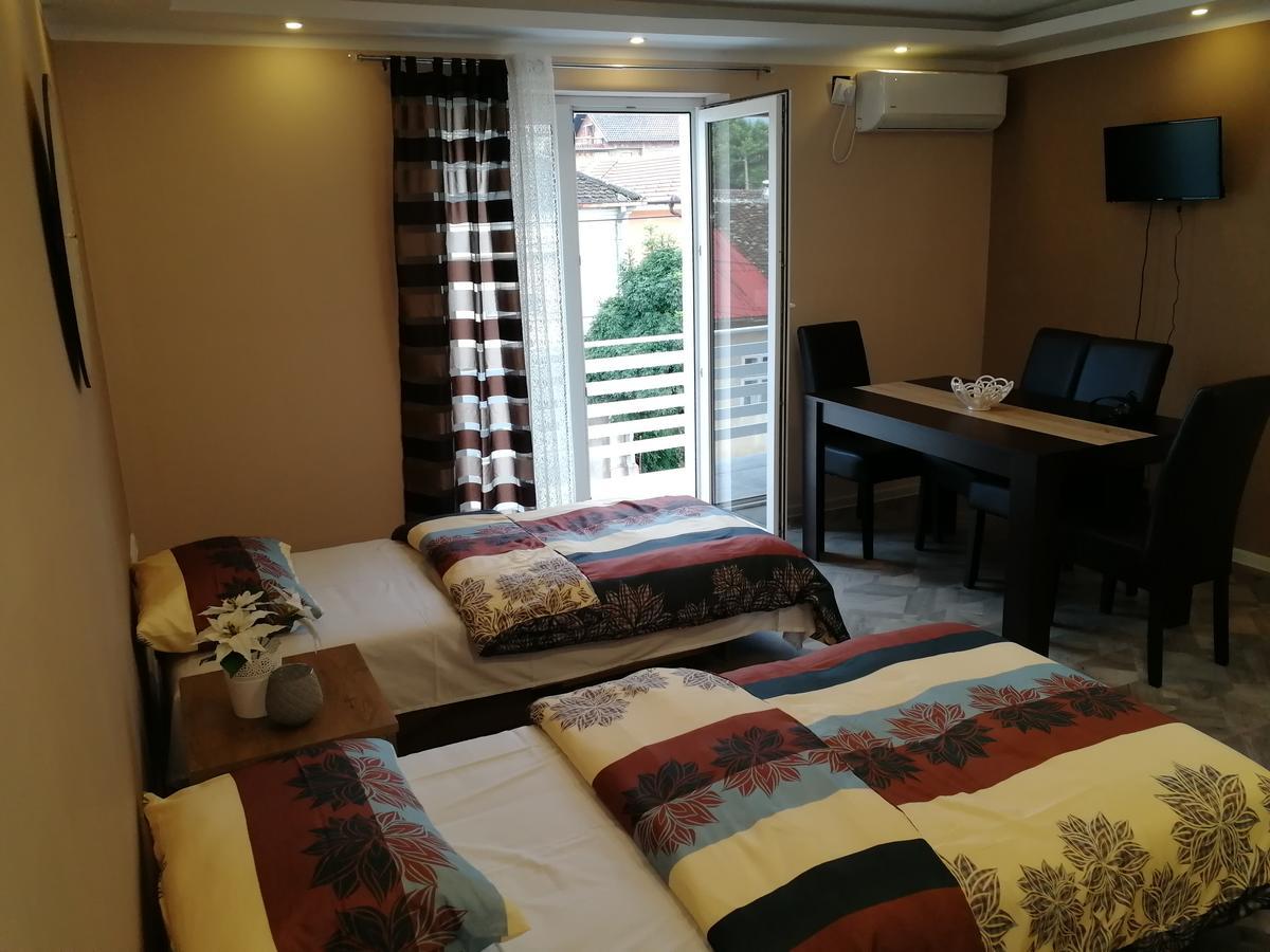 Apartman Bogic Golubac Exteriör bild