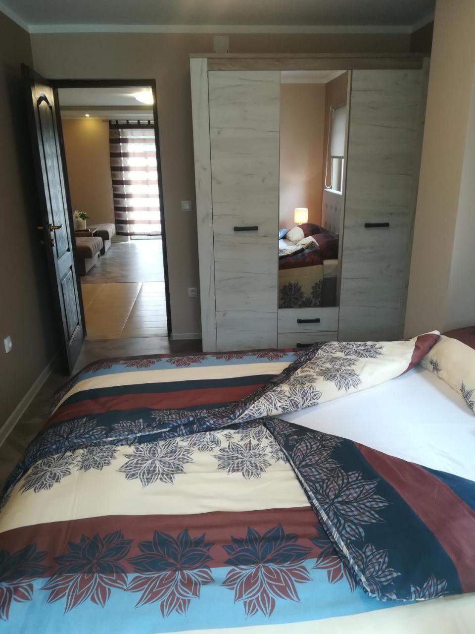 Apartman Bogic Golubac Exteriör bild